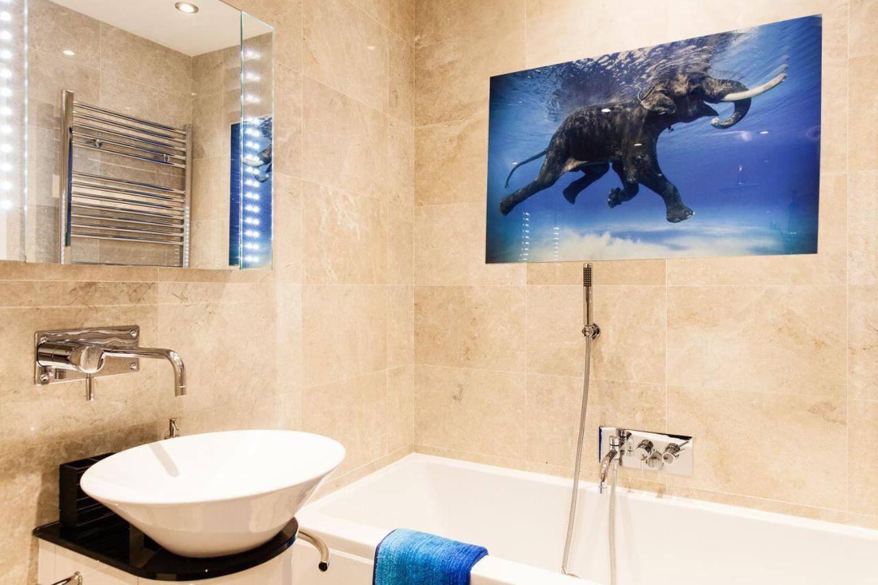 Apartamento Cool Covent Garden Theatre Design Hub For Families Friends Couples Londres Exterior foto