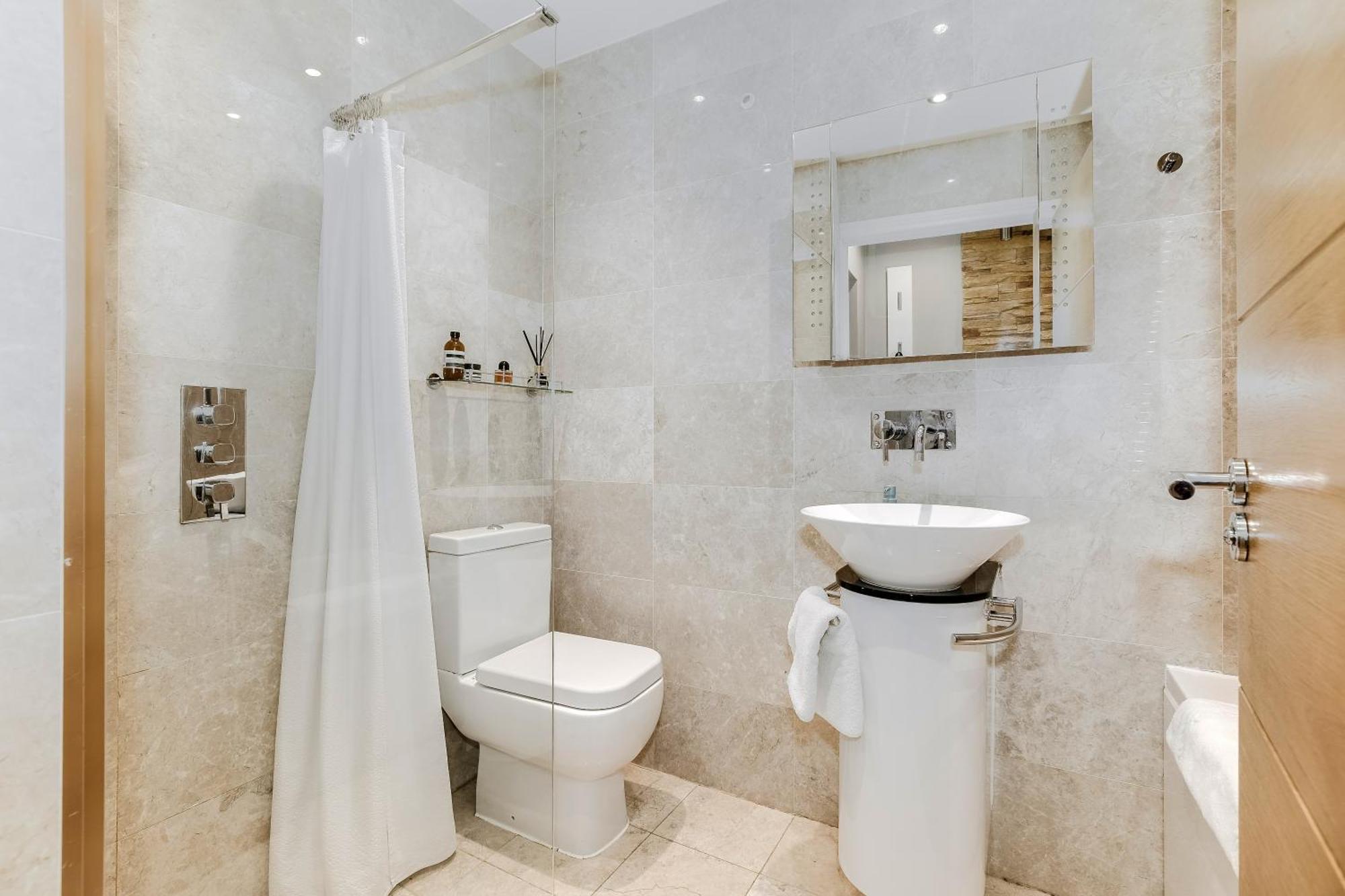 Apartamento Cool Covent Garden Theatre Design Hub For Families Friends Couples Londres Exterior foto
